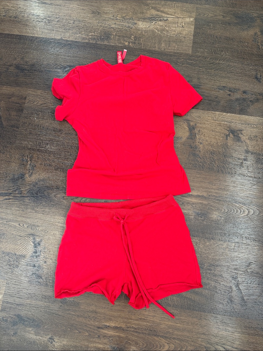 SKIMS Women’s Red Short Sleeve Top & Lounge Shorts Set